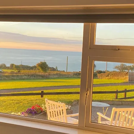 Follies - Ocean Views - On Greenway