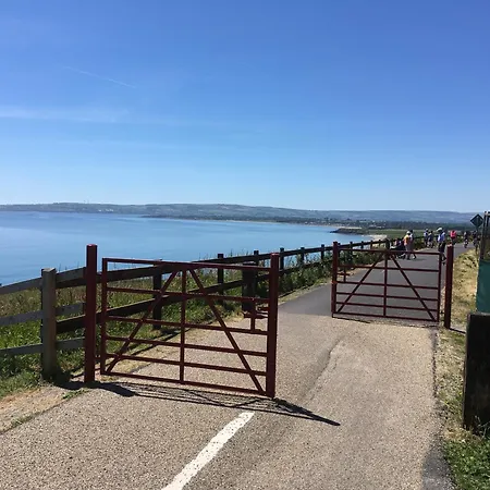 Follies With Ocean Views Prázdninový dům